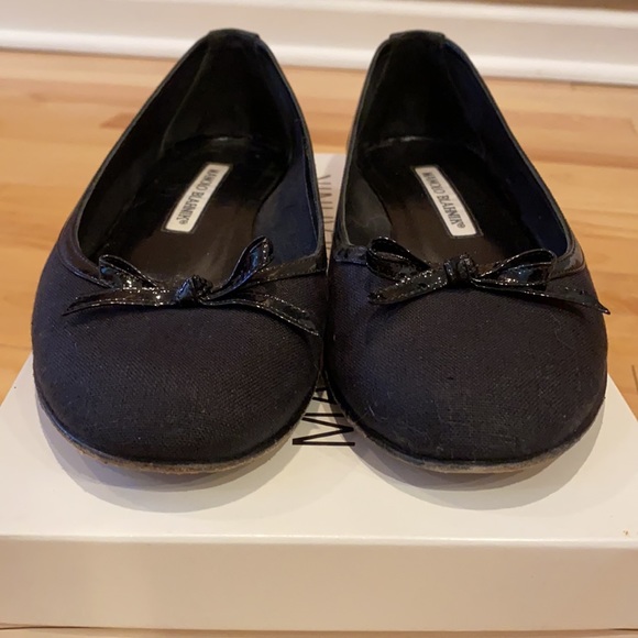 Manolo Blahnik Patent Black Flats - Picture 2 of 11